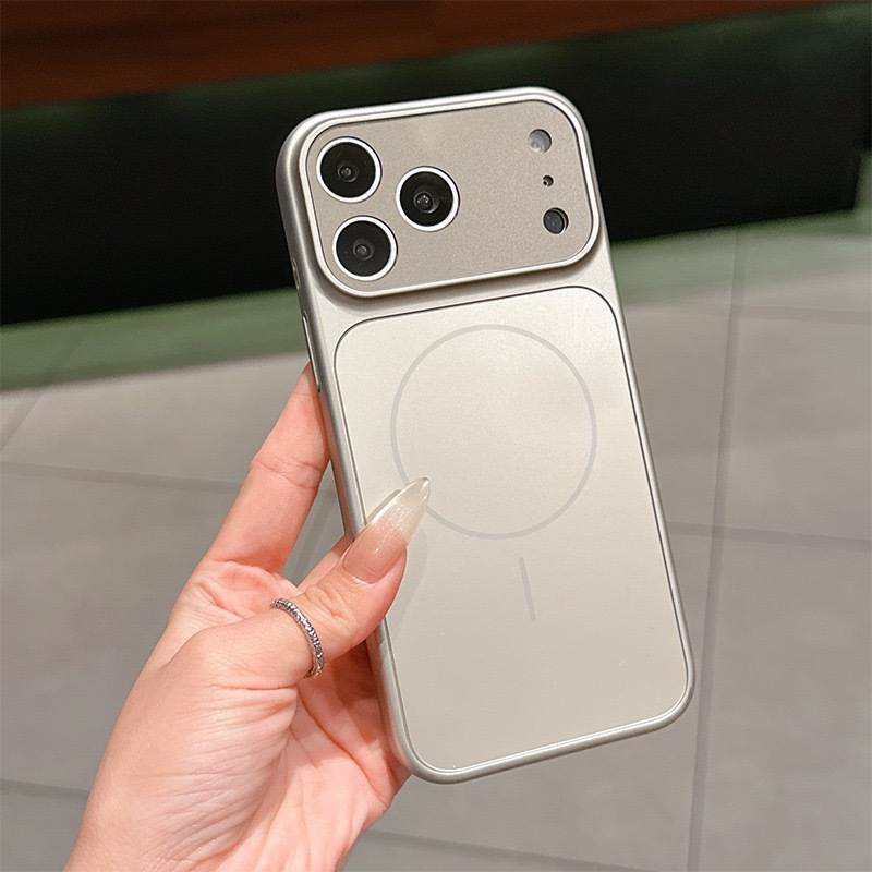 MagsafeCase: iPhone Magsafe Glaslins Skyddande Telefonfodral